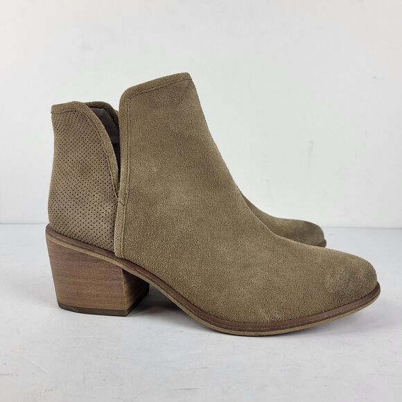 BP Ankle Booties Beige Suede Block Heels Casual Pull On Almond Size 7M - Picture 8 of 13
